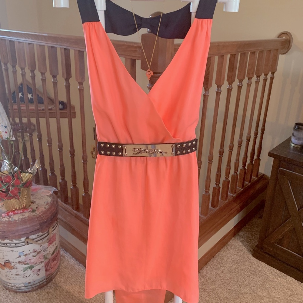 HOST PICK 12/19/21 American Eagle Peach Sharkbite Hem Dress Size S/P